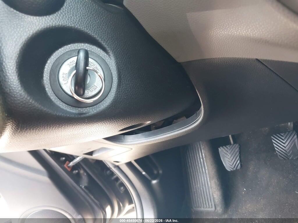 KNDJN2A21F7219048 2015 KIA SOUL photo no. 11