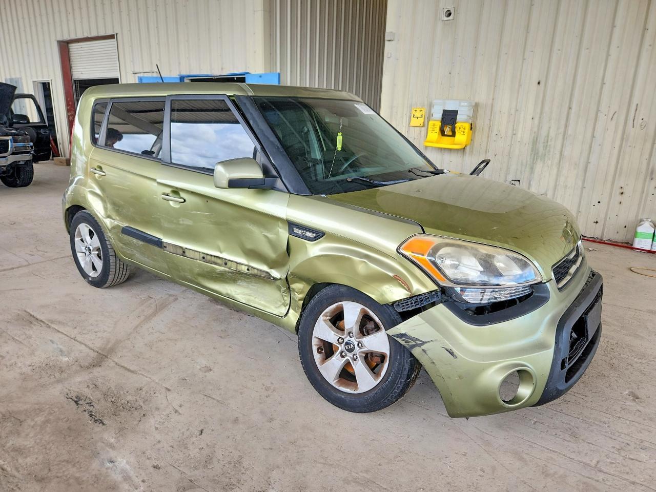 2012 KIA SOUL BASE — Фото 4 из 12