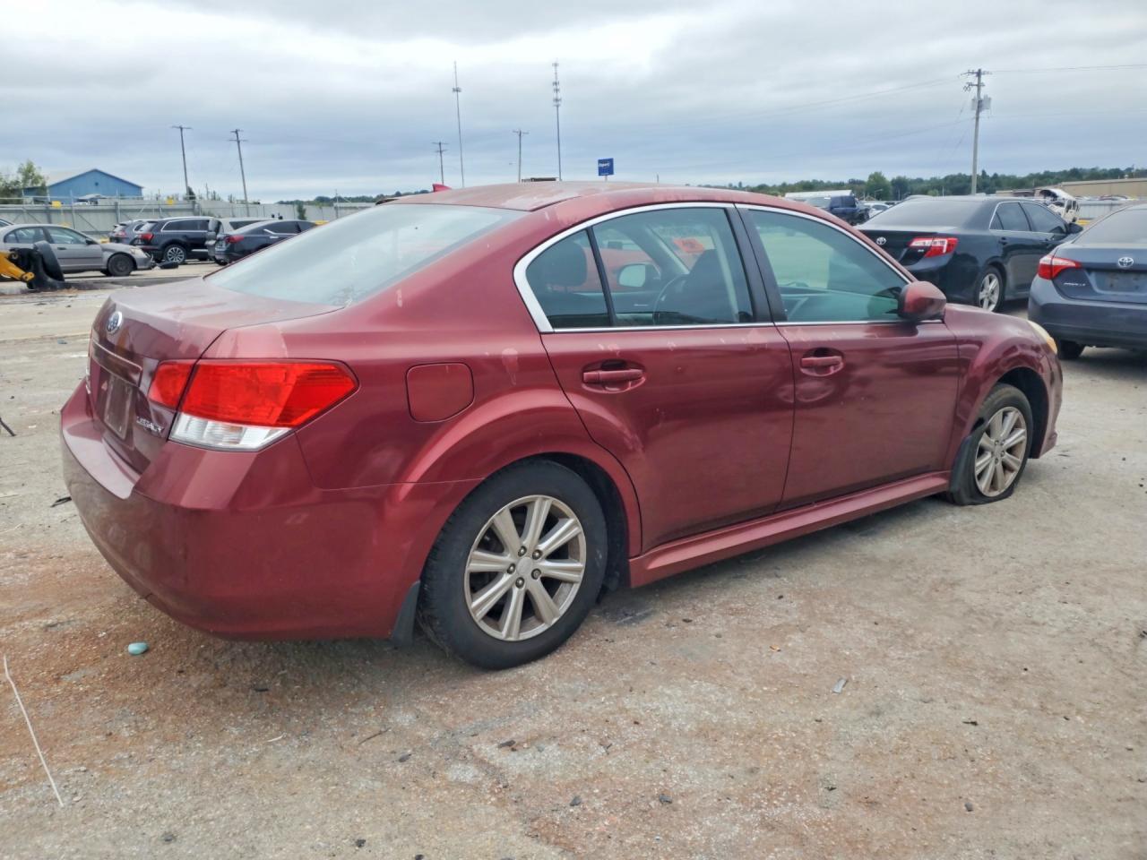 2011 SUBARU LEGACY 2.5I PREMIUM — Фото 3 из 12