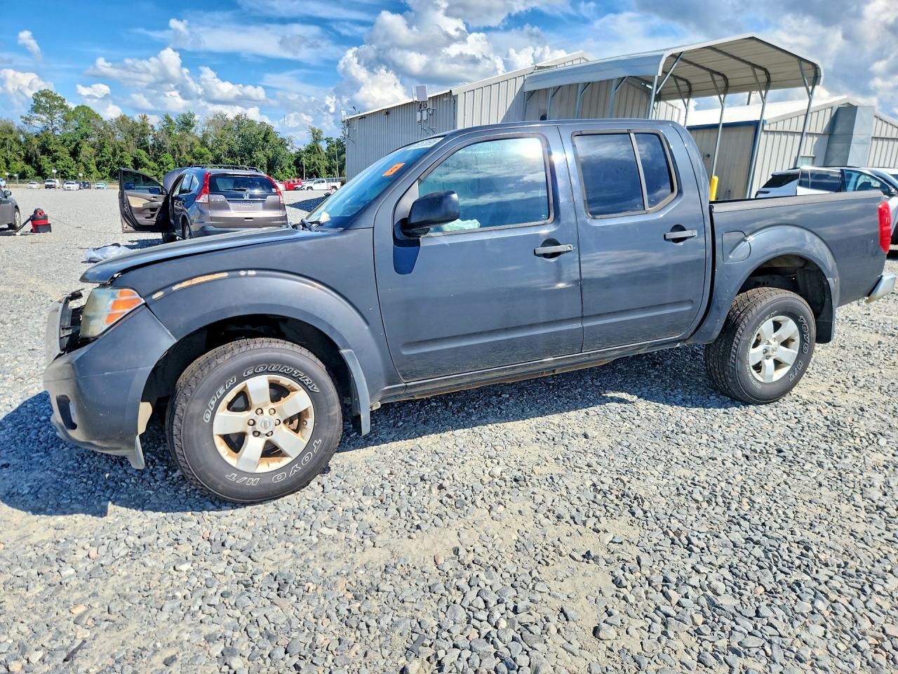 2012 NISSAN FRONTIER S