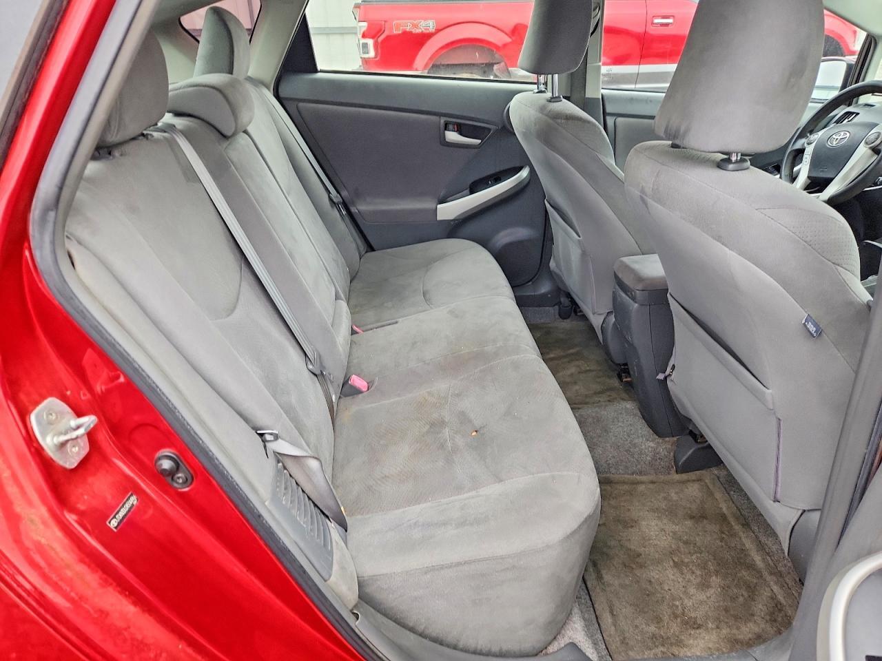 2010 TOYOTA PRIUS III — Фото 10 из 12