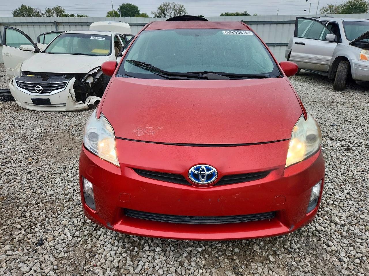 2010 TOYOTA PRIUS III — Фото 5 из 12