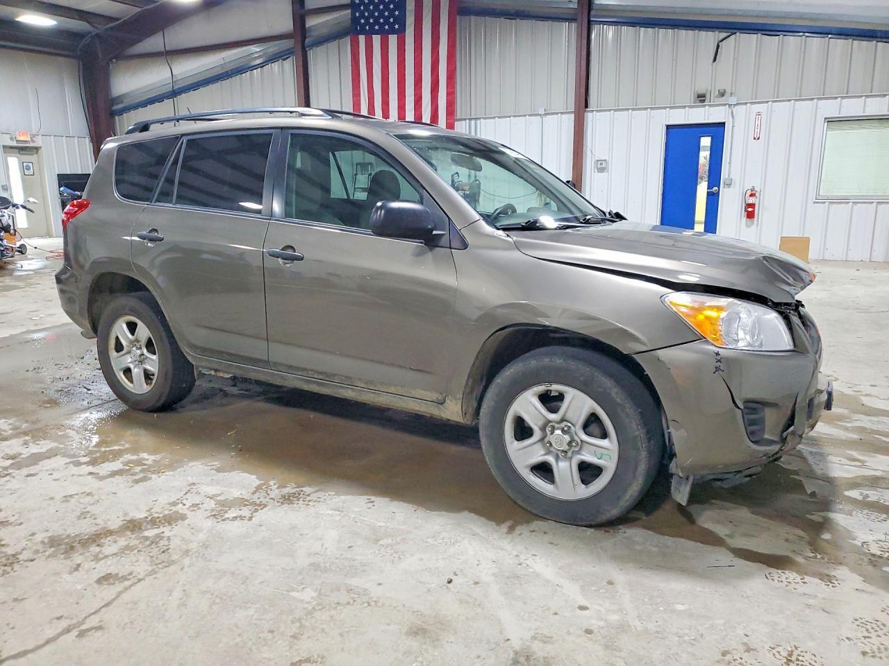 2010 TOYOTA RAV4 BASE — Фото 4 из 13