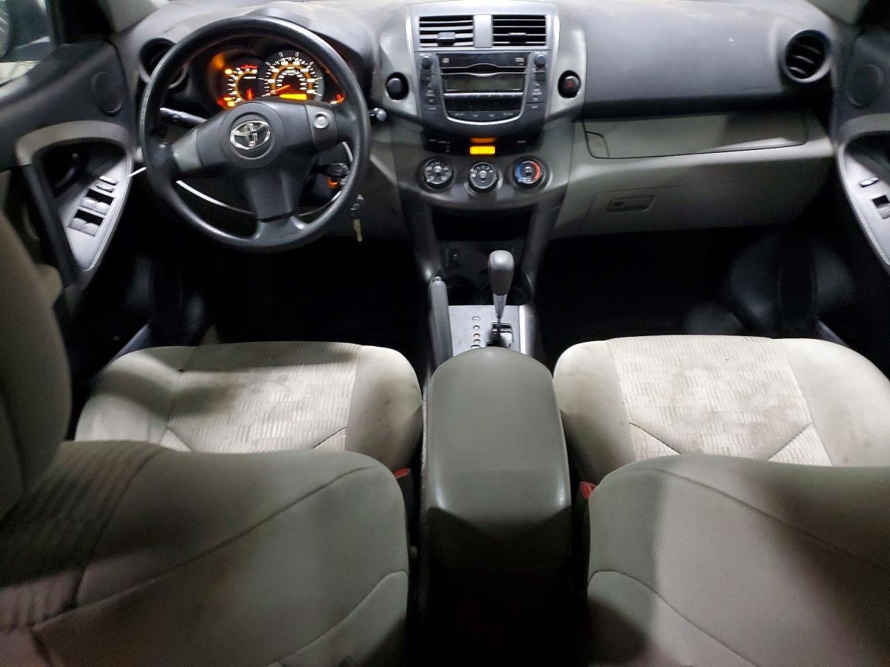 2010 TOYOTA RAV4 BASE — Фото 8 из 13