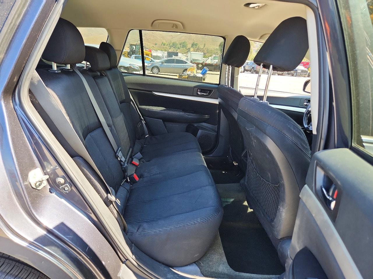 2012 SUBARU OUTBACK 2.5I PREMIUM — Фото 10 из 13