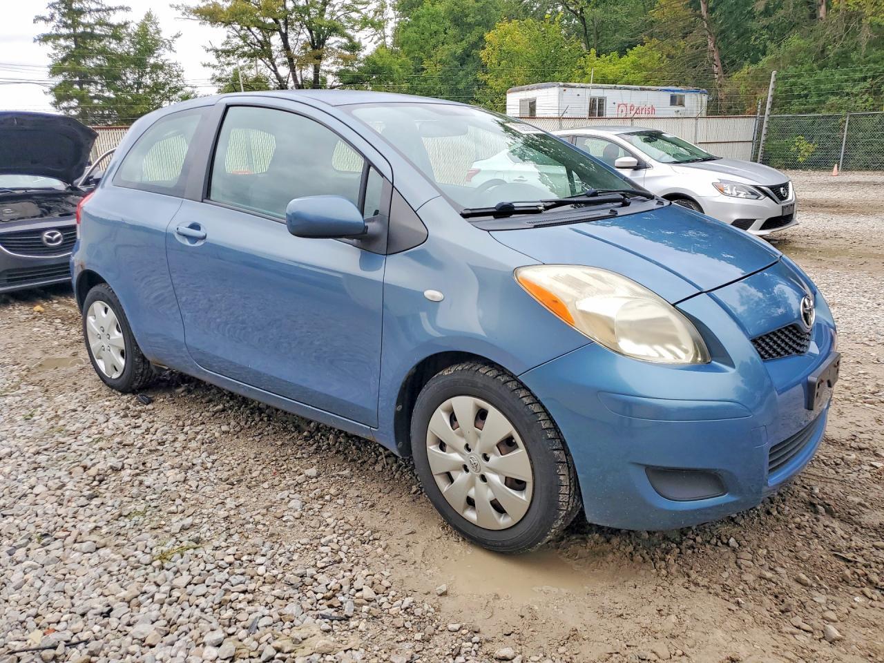 2010 TOYOTA YARIS BASE — Фото 4 из 12