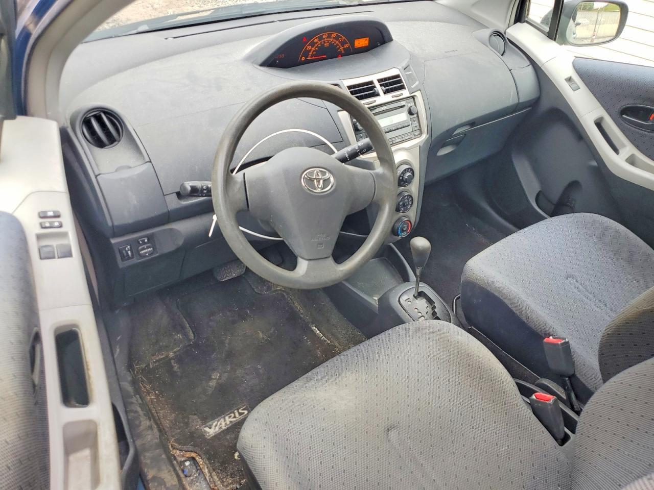 2010 TOYOTA YARIS BASE — Фото 8 из 12