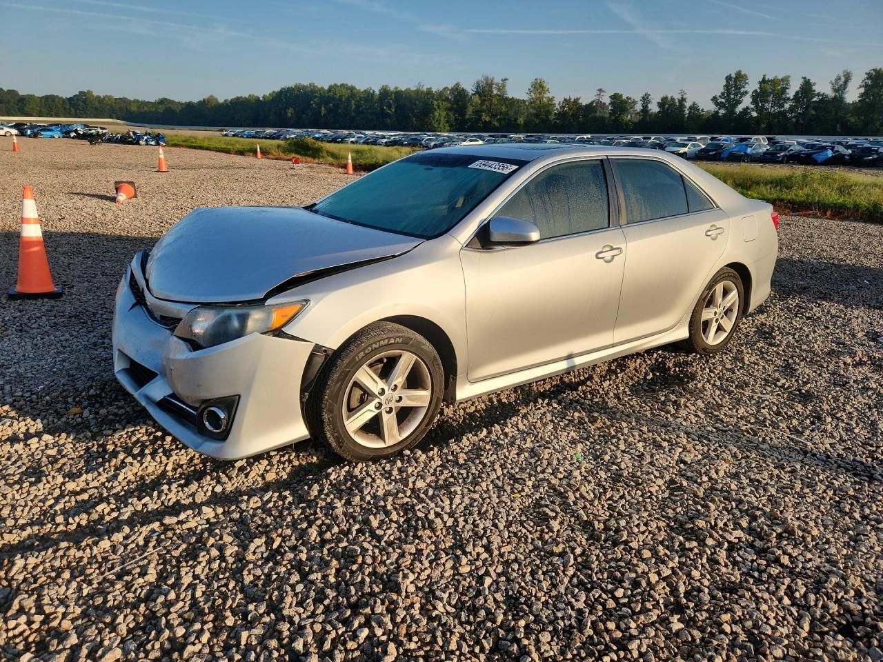 2012 TOYOTA CAMRY SE