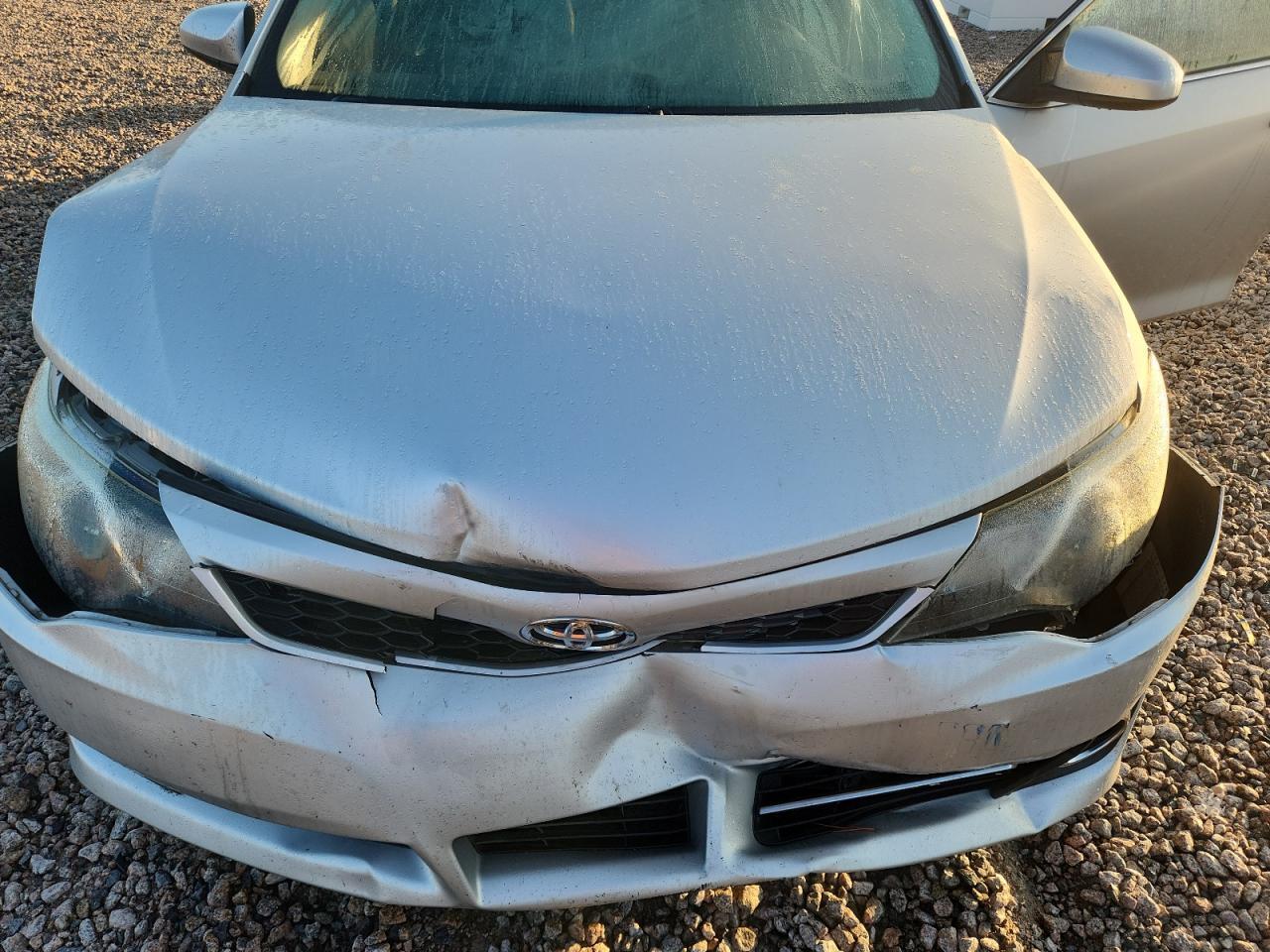 2012 TOYOTA CAMRY SE — Фото 11 из 12