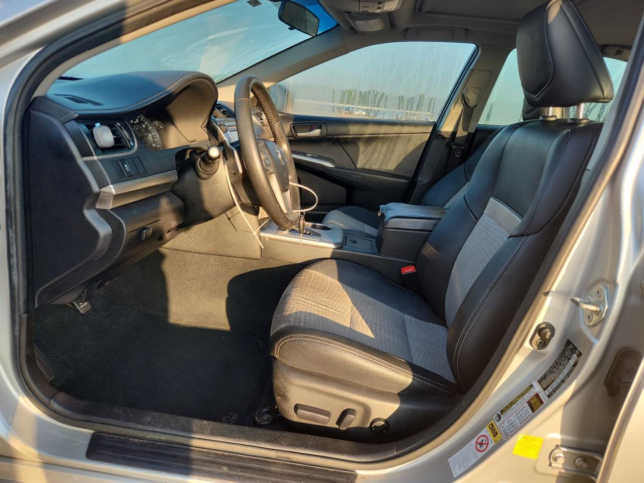 2012 TOYOTA CAMRY SE — Фото 7 из 12