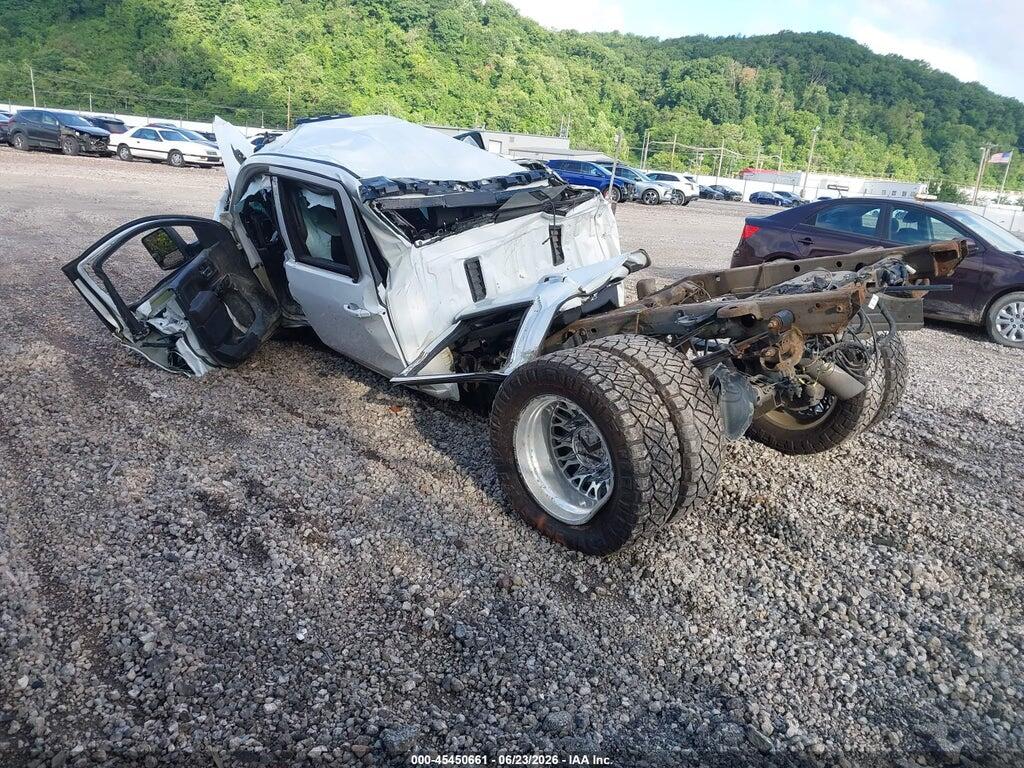 1GC4YTEY5LF279831 2020 CHEVROLET SILVERADO 3500HD photo no. 3