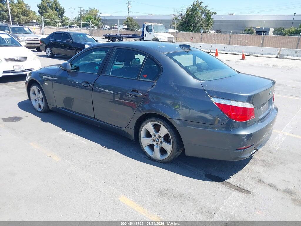 WBANV93508CZ67217 2008 BMW 535XI photo no. 3