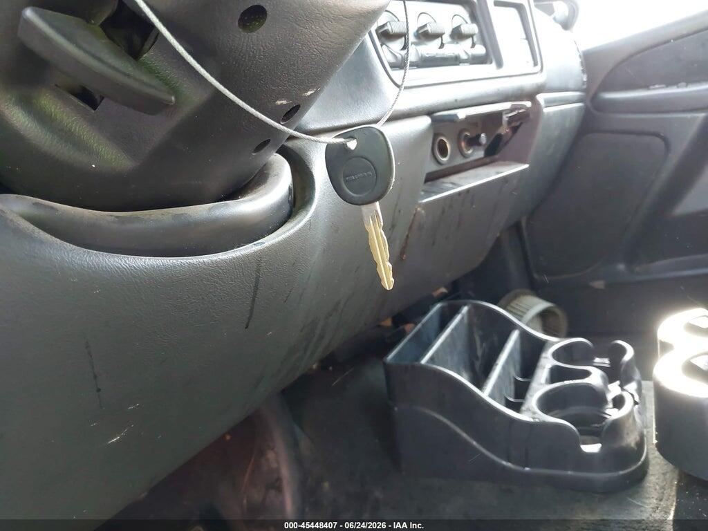 2GCEC19V411400022 2001 CHEVROLET SILVERADO 1500 photo no. 11