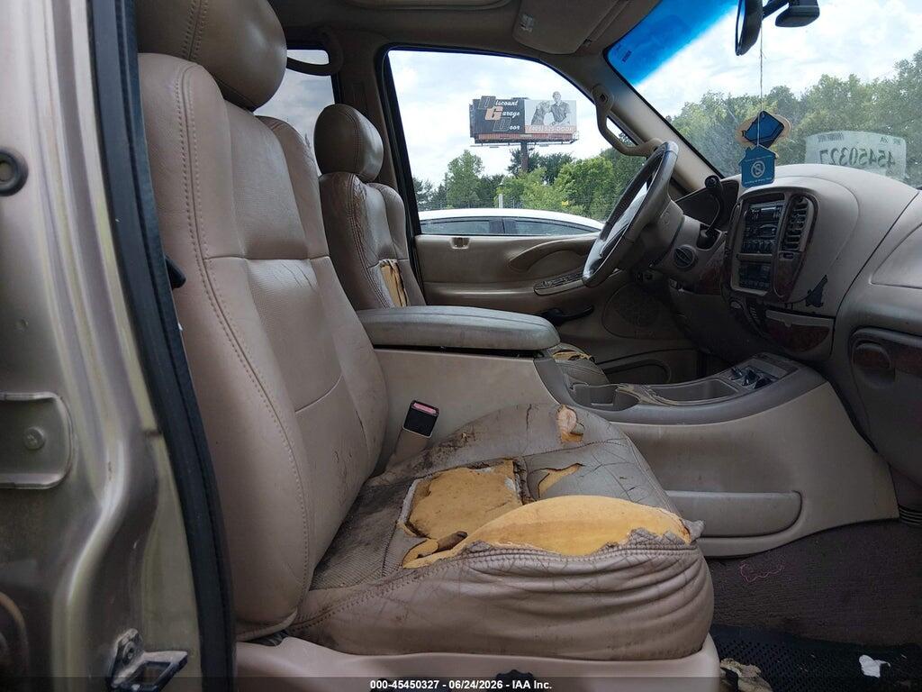 1FMRU17L01LB57461 2001 FORD EXPEDITION photo no. 5