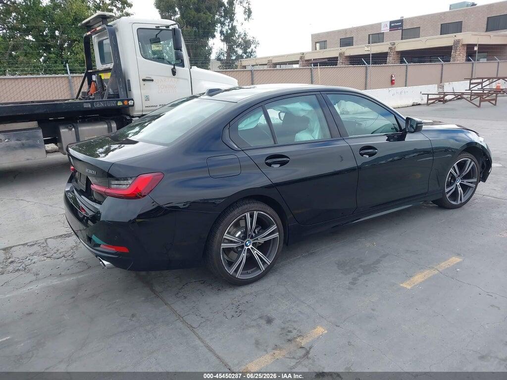 3MW69FF01P8D63494 2023 BMW 330I photo no. 4