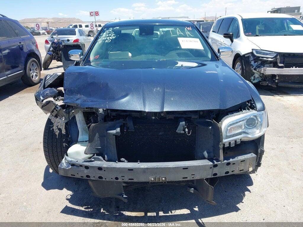 2C3CCAEG5JH243398 2018 CHRYSLER 300 photo no. 12