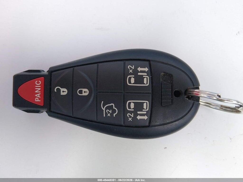 2C4RC1HG3GR200635 2016 CHRYSLER TOWN & COUNTRY photo no. 11
