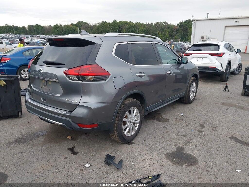 2018 NISSAN ROGUE SV — Фото 4 из 16