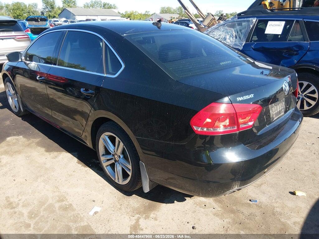 1VWBV7A31FC062667 2015 VOLKSWAGEN PASSAT photo no. 3
