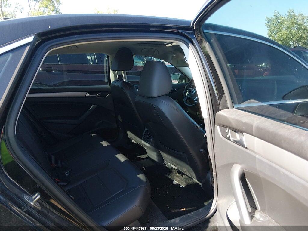 1VWBV7A31FC062667 2015 VOLKSWAGEN PASSAT photo no. 8