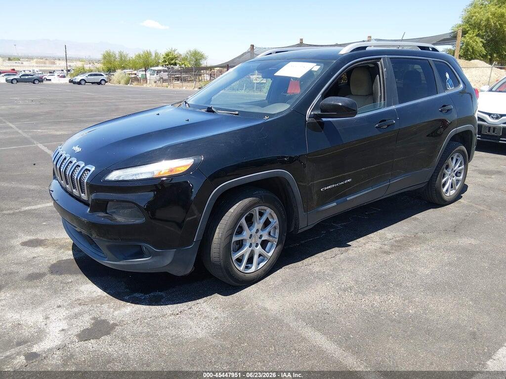 1C4PJLCB6JD590547 2018 JEEP CHEROKEE photo no. 2