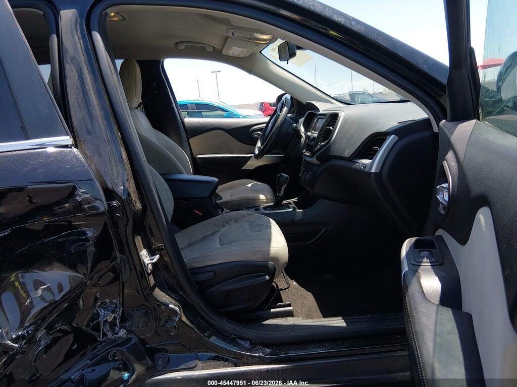 1C4PJLCB6JD590547 2018 JEEP CHEROKEE photo no. 5