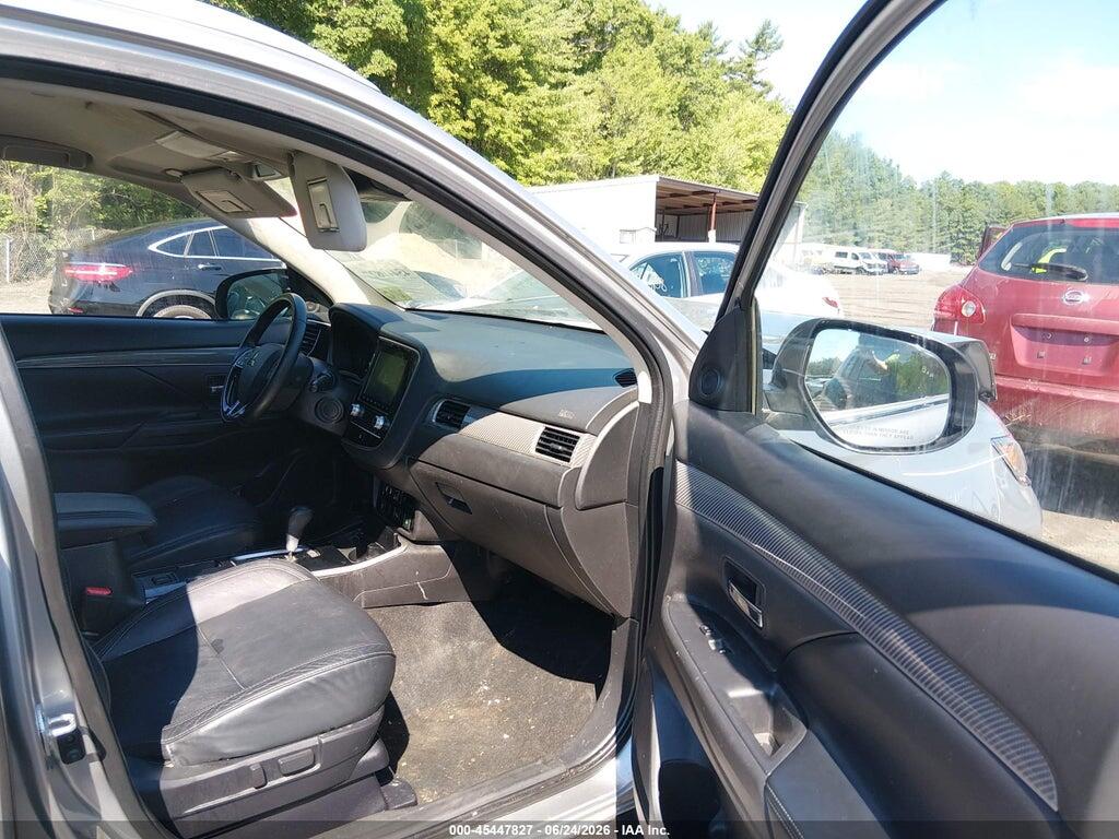 JA4AD3A35LJ000426 2020 MITSUBISHI OUTLANDER photo no. 5