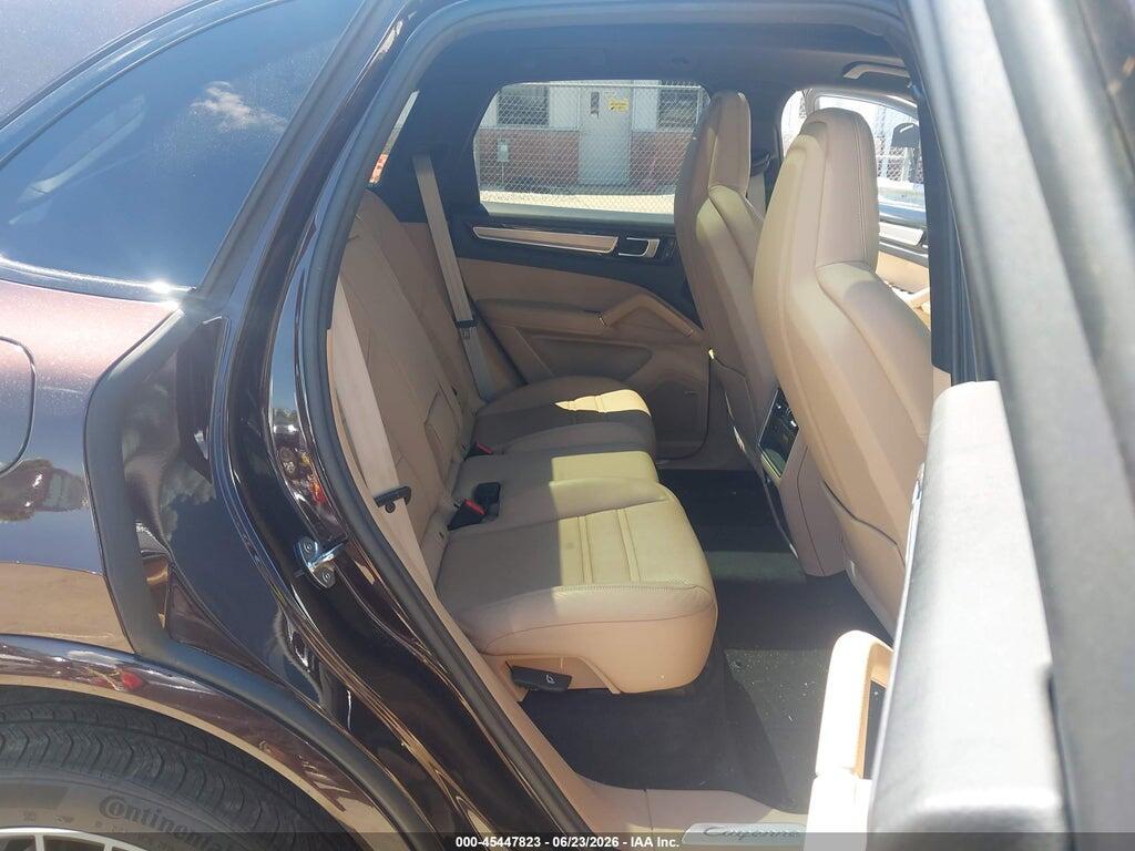 WP1AA2AY4PDA03647 2023 PORSCHE CAYENNE photo no. 8
