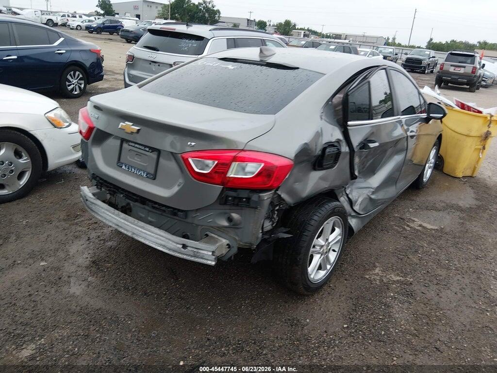 1G1BE5SM8H7200014 2017 CHEVROLET CRUZE photo no. 4