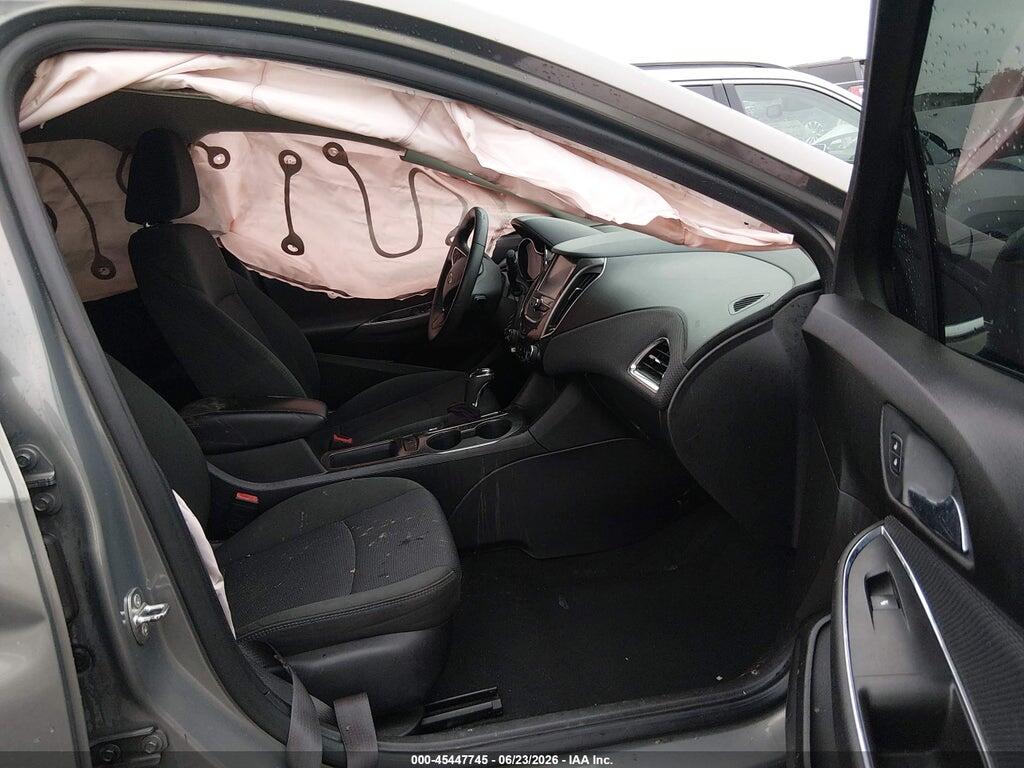 1G1BE5SM8H7200014 2017 CHEVROLET CRUZE photo no. 5
