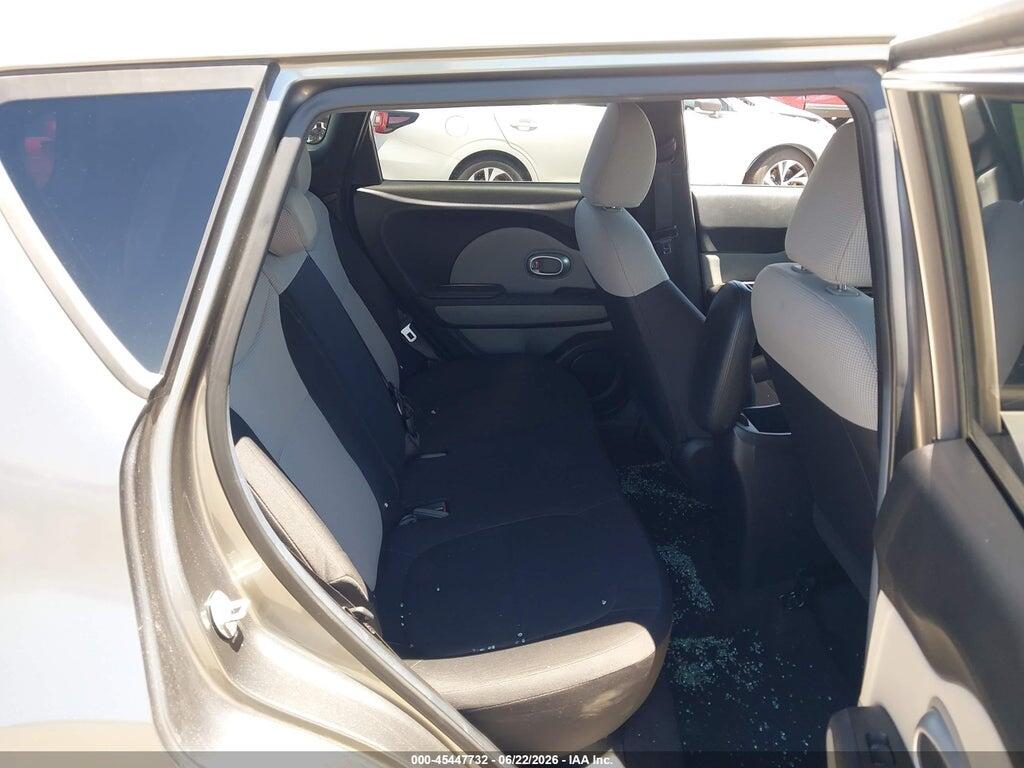 KNDJN2A24F7156138 2015 KIA SOUL photo no. 8