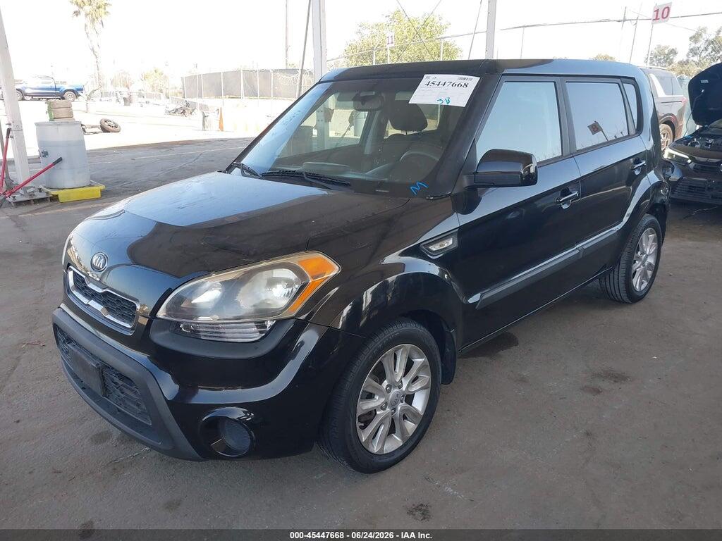 KNDJT2A58D7613157 2013 KIA SOUL photo no. 2