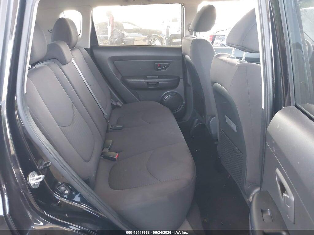 KNDJT2A58D7613157 2013 KIA SOUL photo no. 8