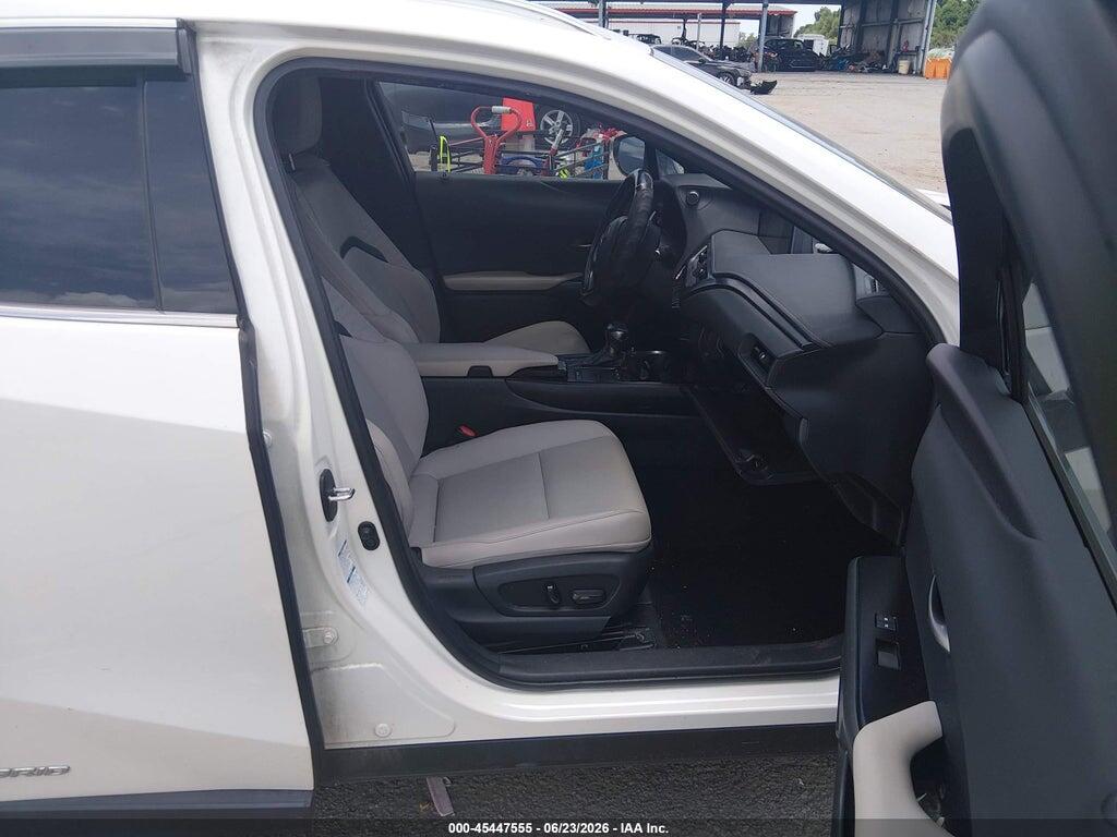 JTHP9JBH5L2032611 2020 LEXUS UX 250H photo no. 5