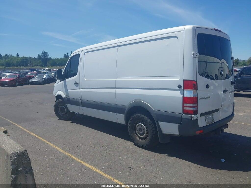 WD3PE7DC1E5902075 2014 MERCEDES-BENZ SPRINTER 2500 photo no. 3