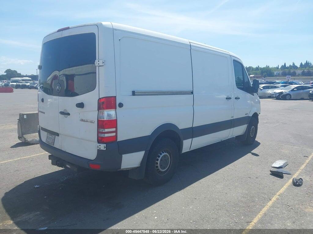WD3PE7DC1E5902075 2014 MERCEDES-BENZ SPRINTER 2500 photo no. 4