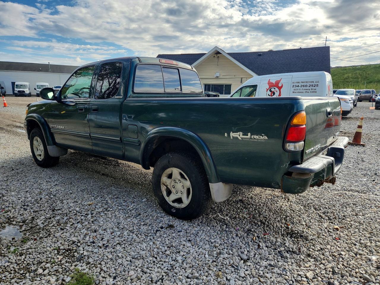 2001 TOYOTA TUNDRA ACCESS CAB LIMITED — Фото 2 из 12
