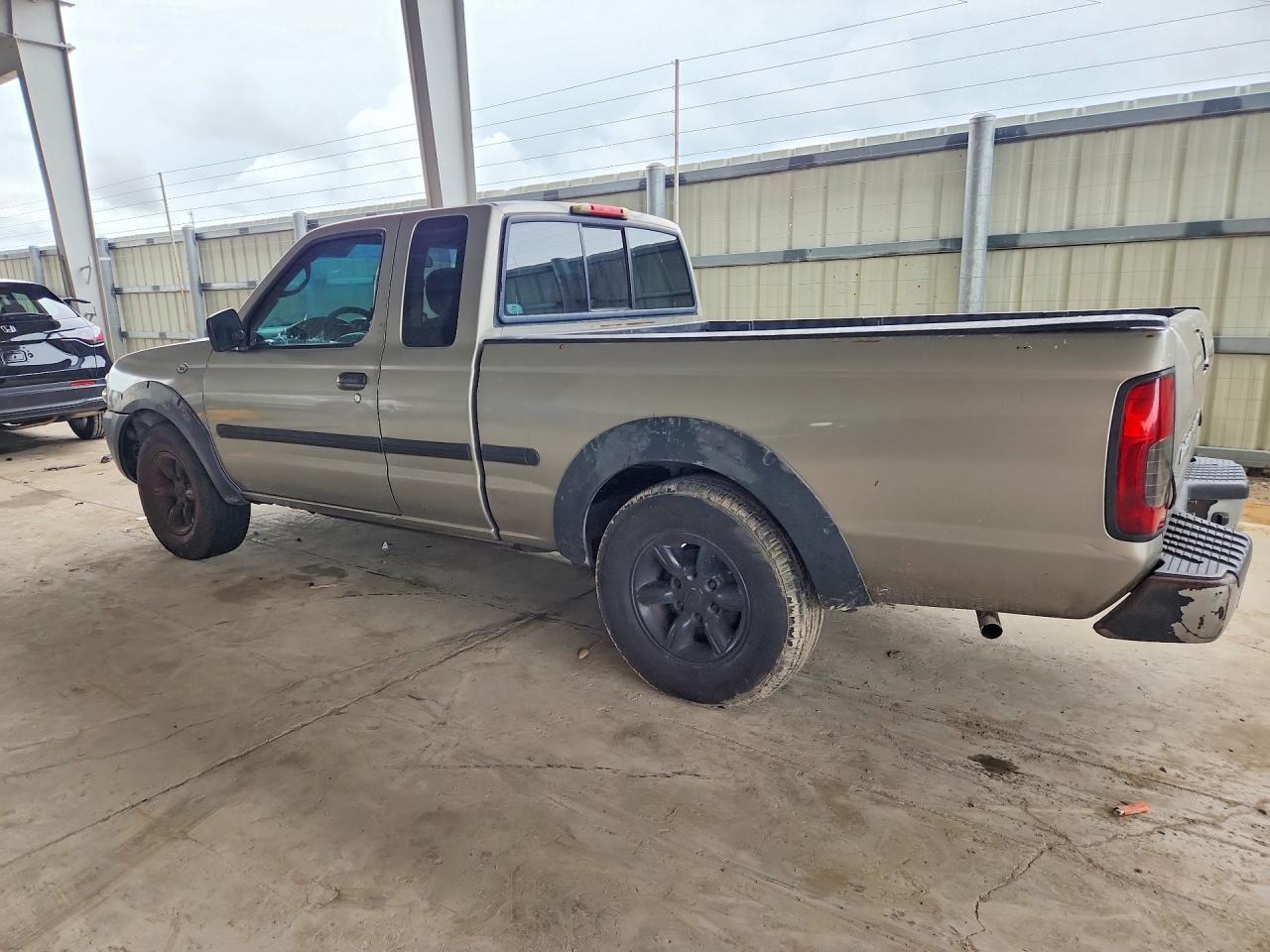 2002 NISSAN FRONTIER STANDARD — Фото 2 из 12