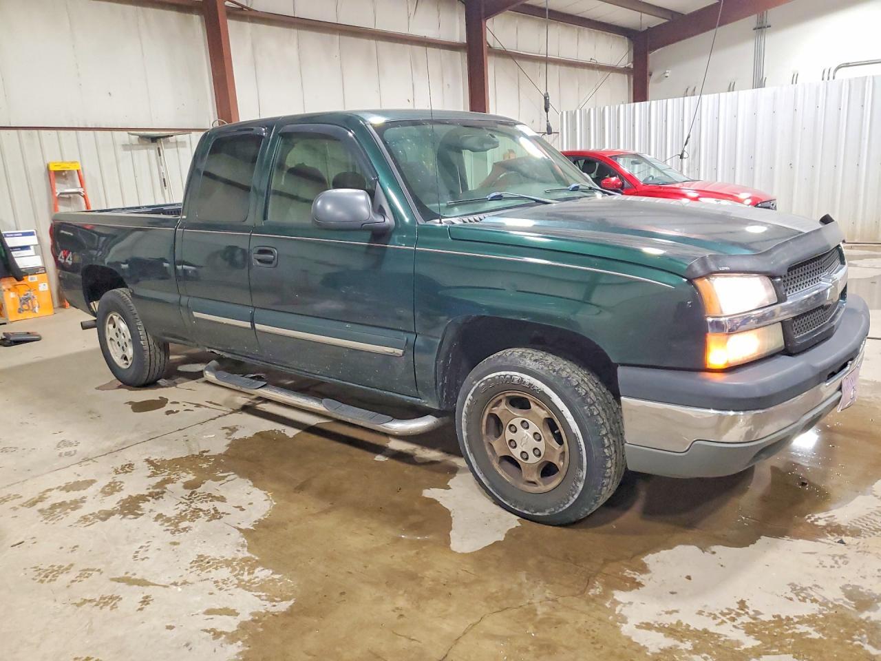2004 CHEVROLET SILVERADO K1500 — Фото 4 из 13