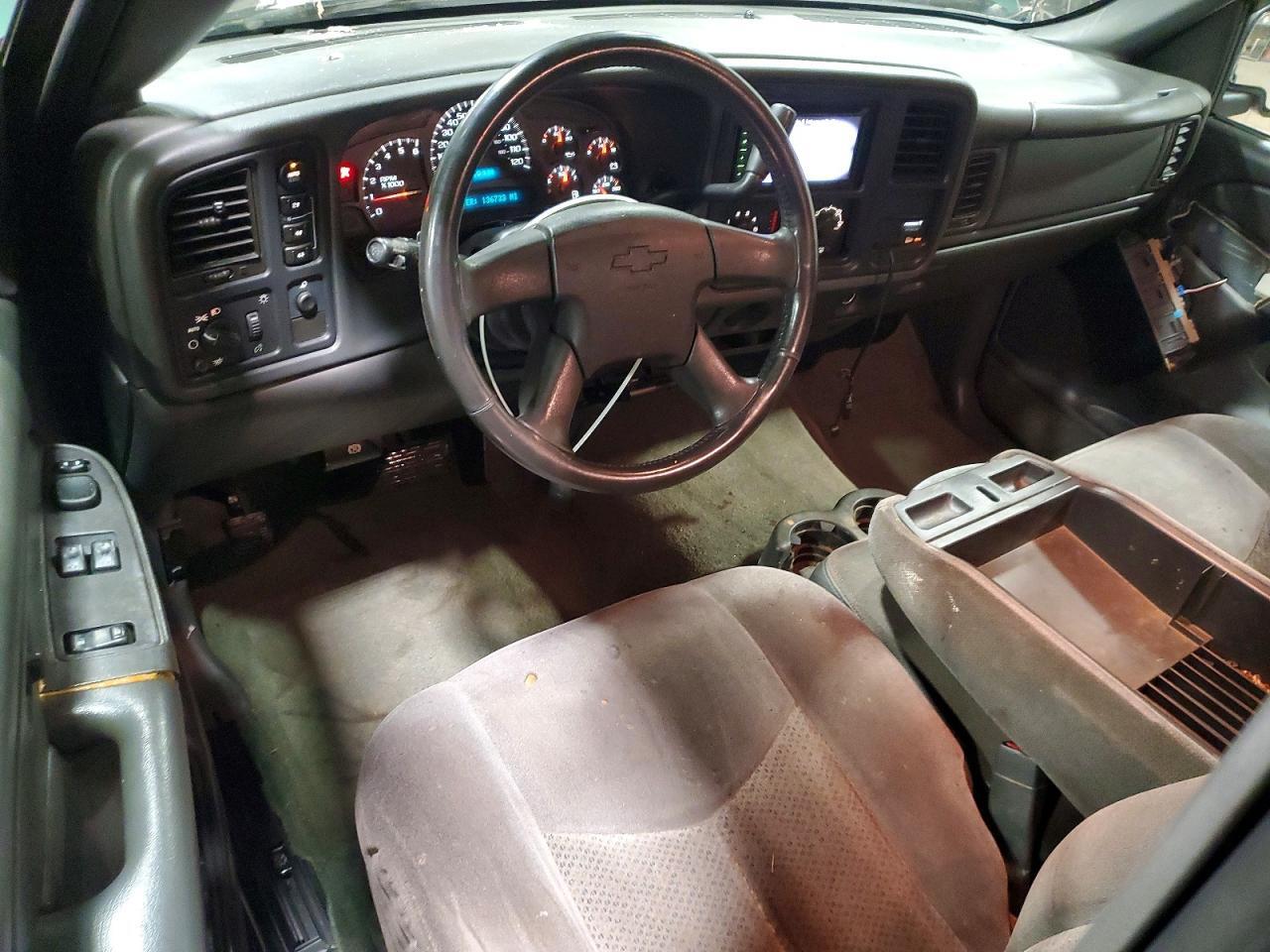 2004 CHEVROLET SILVERADO K1500 — Фото 8 из 13