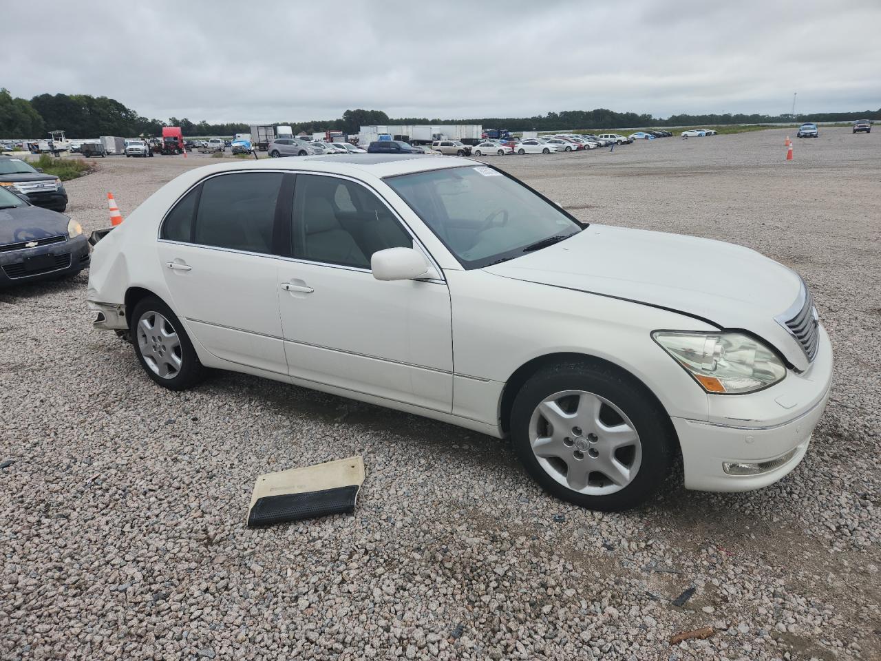 2004 LEXUS LS 430 — Фото 4 из 12