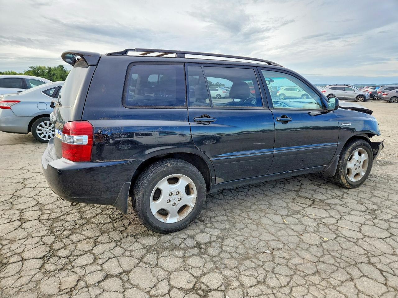 2004 TOYOTA HIGHLANDER LIMITED — Фото 3 из 13