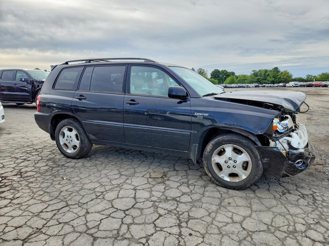 2004 TOYOTA HIGHLANDER LIMITED — Фото 4 из 13