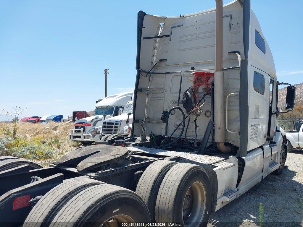 4V4NC9EH4JN897591 2018 VOLVO VNL photo no. 4