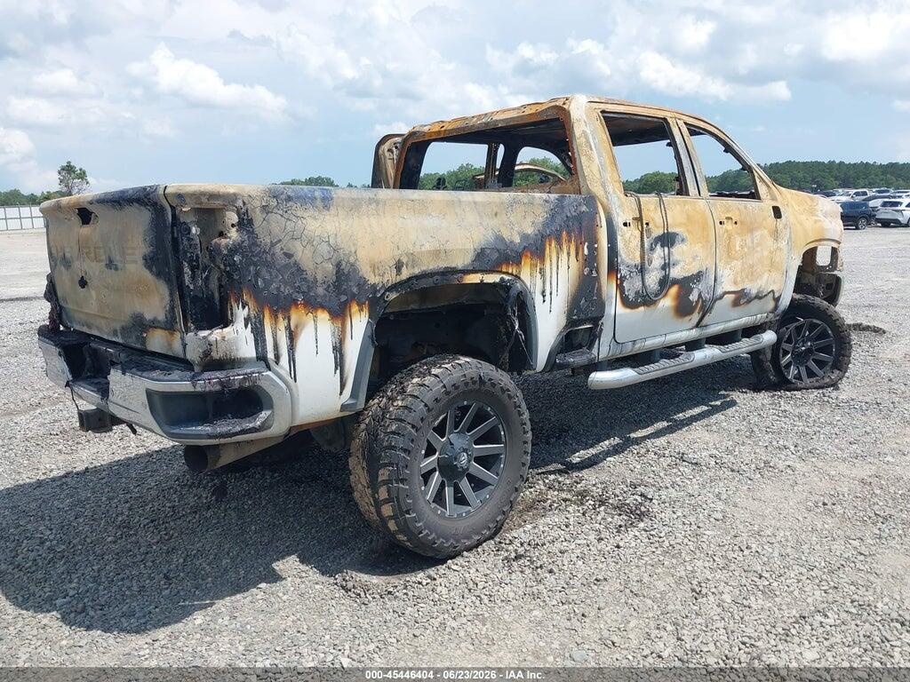 1GC4YPEY6LF196853 2020 CHEVROLET SILVERADO 2500HD photo no. 4