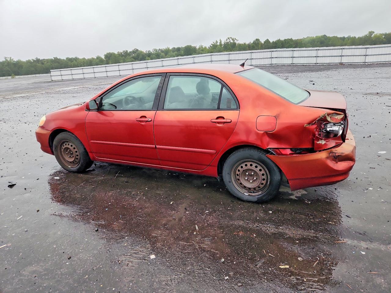 2005 TOYOTA COROLLA LE — Фото 2 из 12
