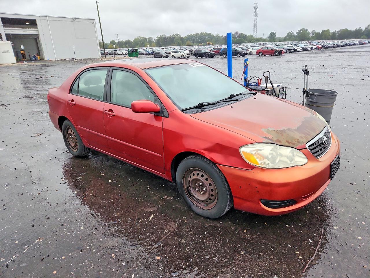 2005 TOYOTA COROLLA LE — Фото 4 из 12
