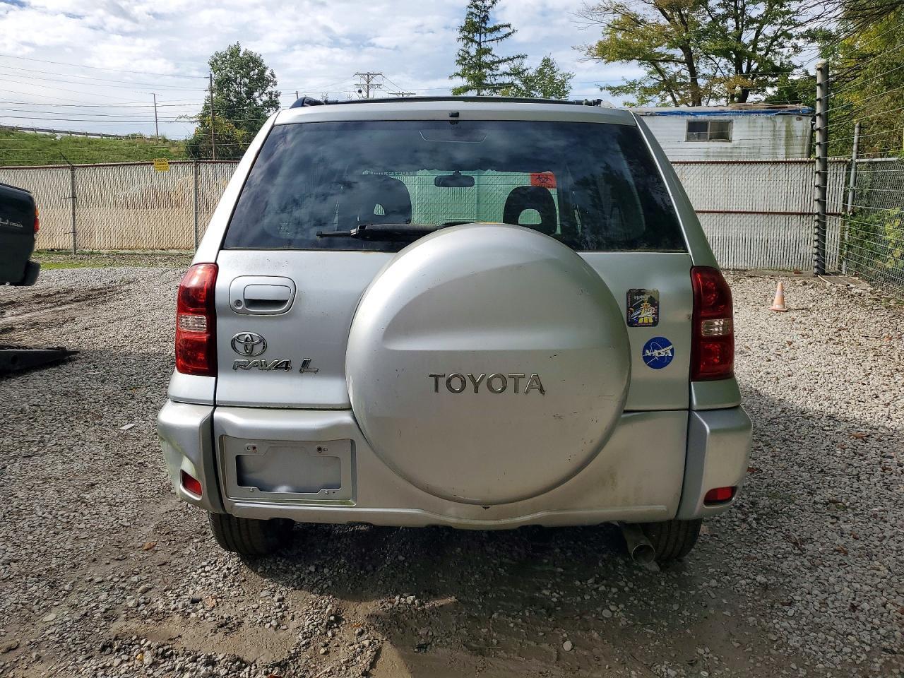 2005 TOYOTA RAV4 BASE — Фото 6 из 13