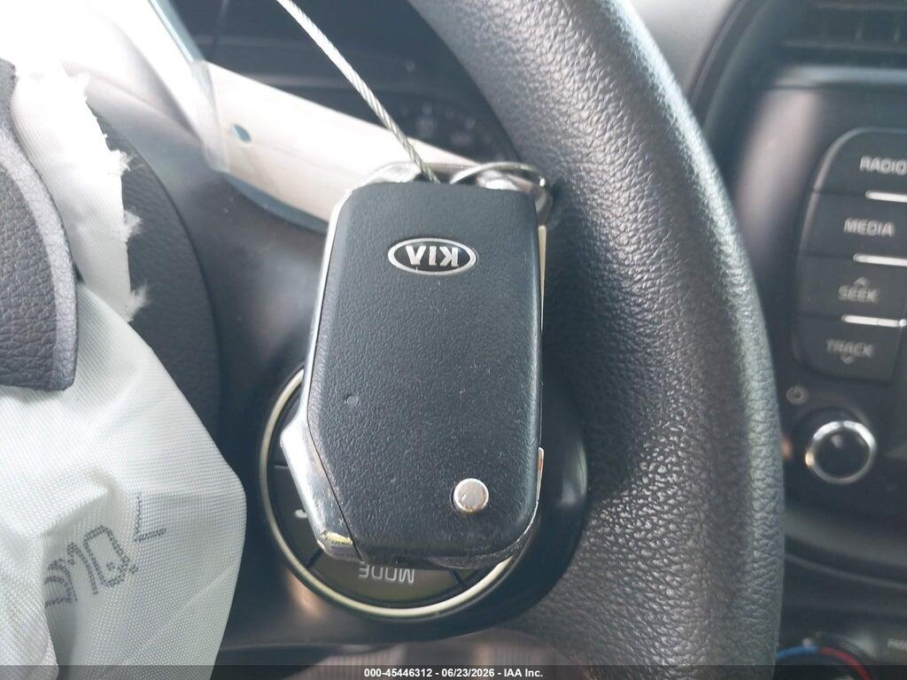 KNDJ23AU1M7129461 2021 KIA SOUL photo no. 11