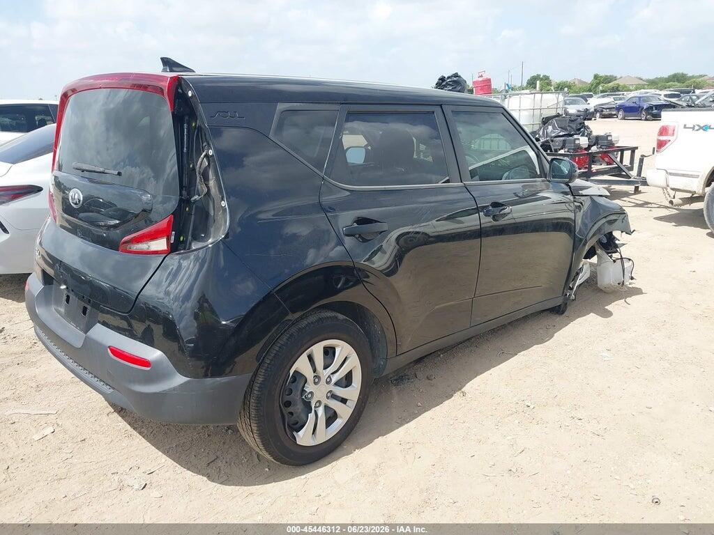 KNDJ23AU1M7129461 2021 KIA SOUL photo no. 4